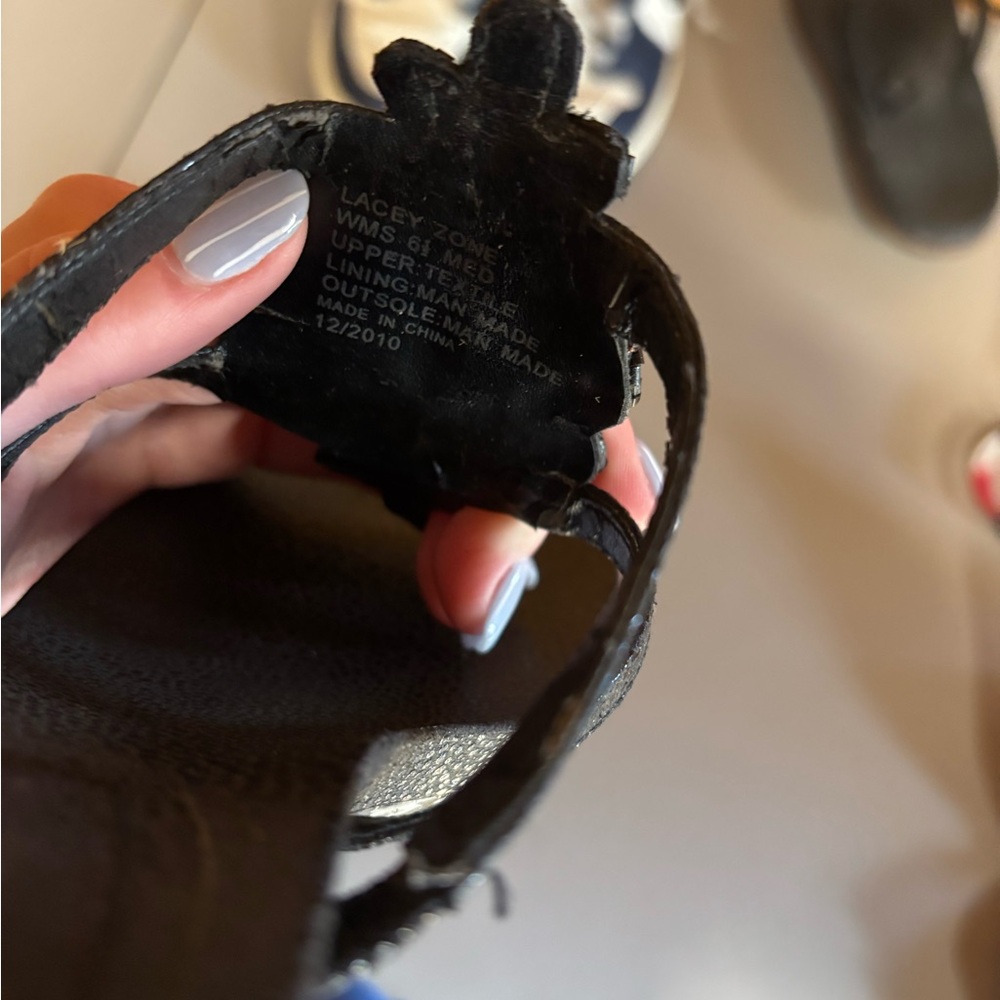 Kenneth Cole Reaction Black Embellished Sandals - Picture 7 of 7